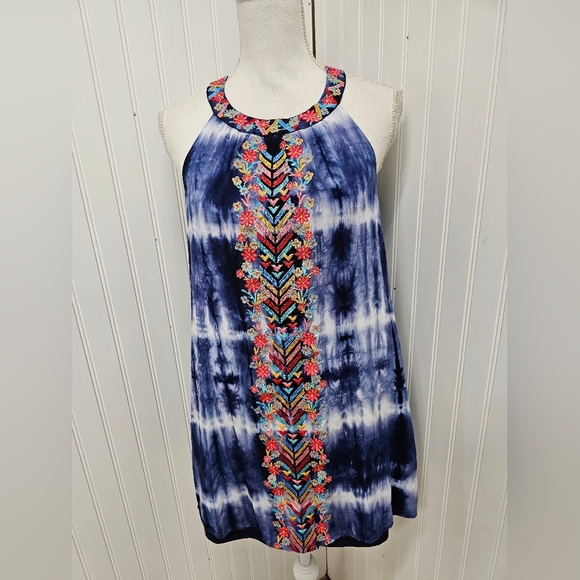 Tie-Dye Sleeveless Dress with Embroidered Detail Savanna Jane S - Picture 2 of 3